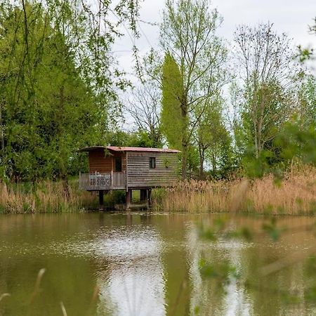 Lakeside Cabin On Stilts- 'Kingfisher' Villa Rous Lench Exterior foto